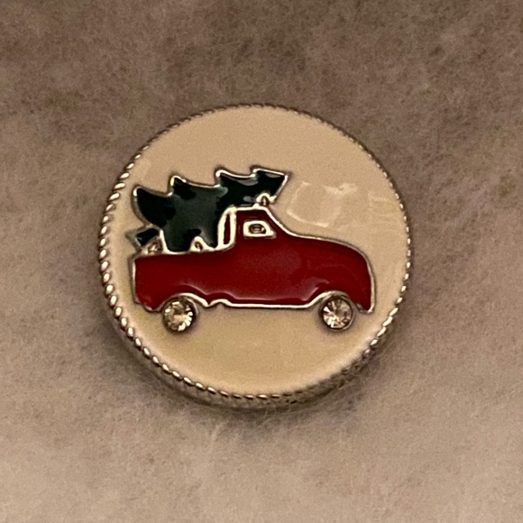 Snap Jewelry Button - Picture 2 of 2